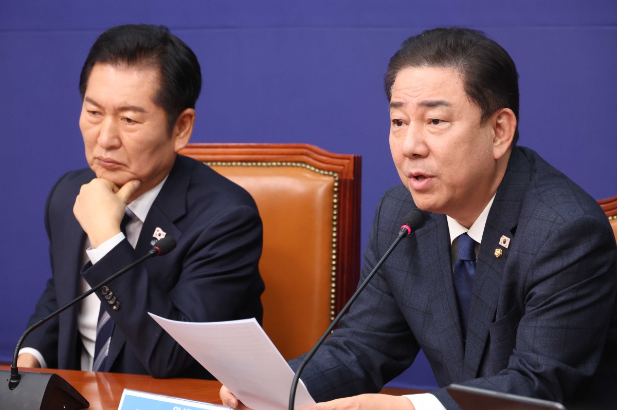 ▲김병기 더불어민주당 원내대표가 26일 오전 서울 여의도 국회에서 열린 최고위원회의에서 발언을 하고 있다. (사진=뉴시스)