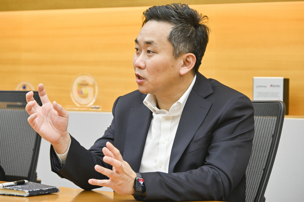 ▲이한수 스톤브릿지캐피탈 상무가 17일 서울 강남구 스톤브릿지캐피탈에서 이투데이와 인터뷰를 하고 있다. 조현호 기자 hyunho@ (이투데이DB)