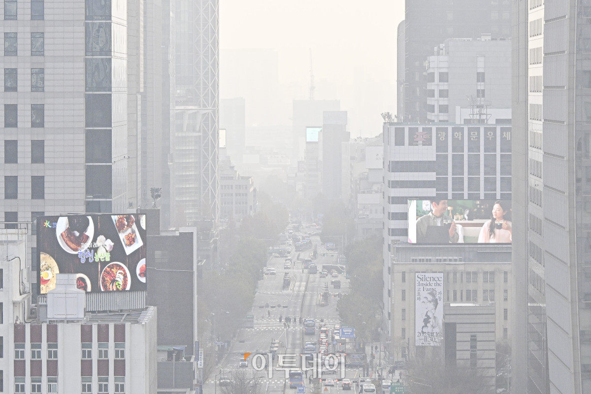 ▲월요일 쌀쌀한 출근길…한낮은 '포근' 미세먼지 '나쁨' [날씨] (조현호 기자 hyunho@)