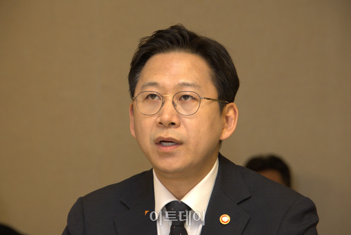 ▲배경훈 부총리 겸 과학기술정보통신부 장관이 30일 서울 종로구 정부서울청사에서 열린 쿠팡 관련 긴급 관계부처 장관회의에서 모두발언을 하고 있다. 조현호 기자 hyunho@