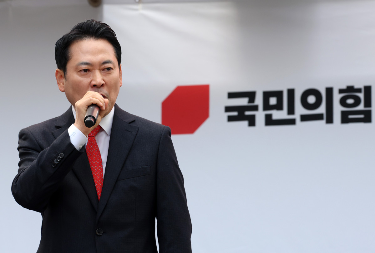 ▲장동혁 국민의힘 대표가 30일 강원 춘천시청 인근에서 열린 민생회복 법치수호 국민대회에서 발언하고 있다. (연합뉴스)