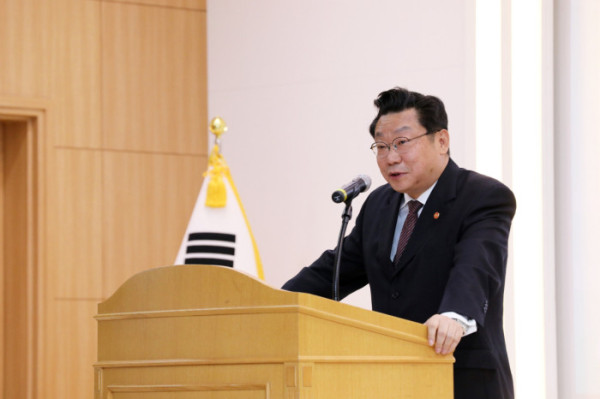 ▲주형환 저출산고령사회위원회 부위원장이 18일 '제4회 한국후견대회'에서 축사를 하고 있다.(저출산고령사회위원회 제공)