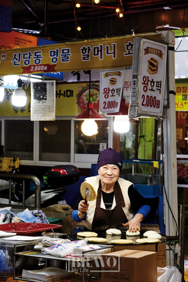 ▲호떡 장인 문옥희 할머니.(박진주 프리랜서)