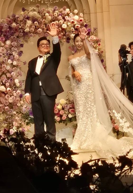 ▲윤정수, 원진서 결혼식(사진=김지혜 SNS)