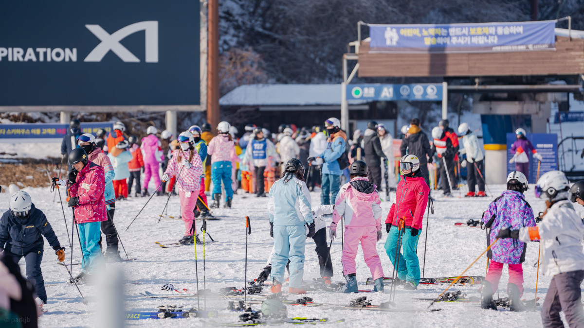 ▲국내 주요 스키장들이 겨울 시즌을 맞아 앞다퉈 정식 개장에 나서고 있다. (사진제공=엘리시안 강촌 리조트)