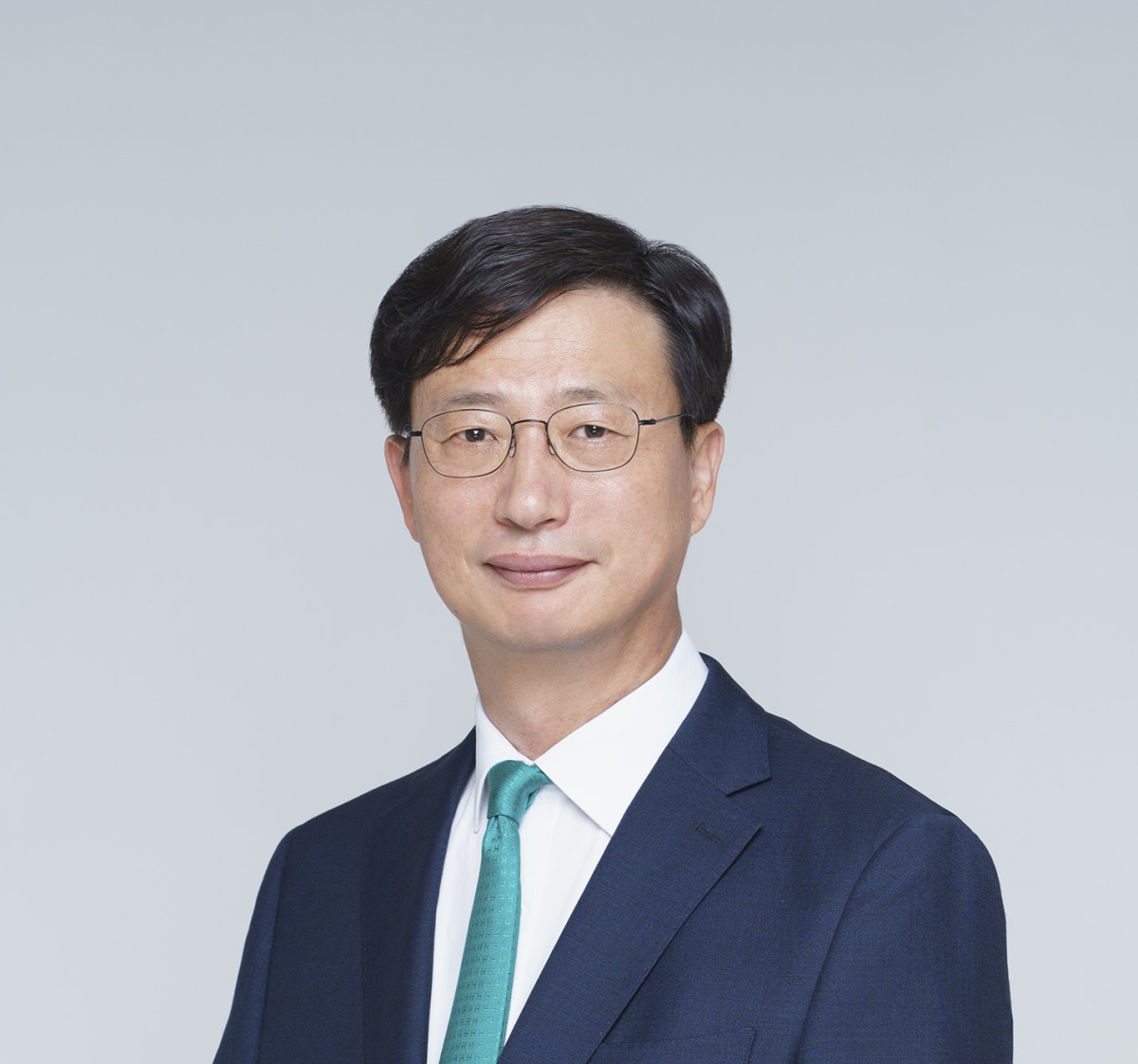 ▲한국건설기계산업협회 제16대 회장으로 취임한 문재영 HD건설기계 사장. (사진= HD현대사이트솔루션)