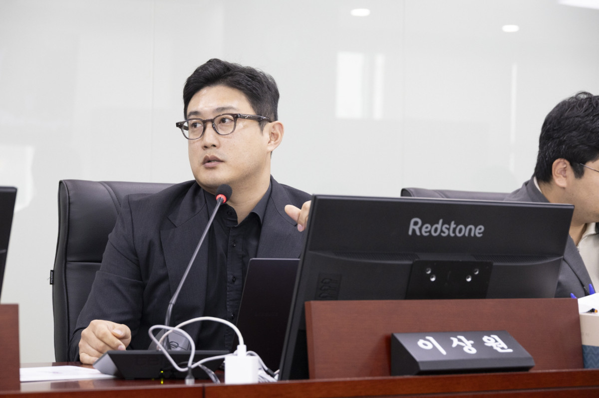 ▲경기도의회 이상원 의원이 경기도교육청 홍보예산의 성과 부재와 구조적 문제를 지적하며 홍보체계 전면 개선을 요구하고 있다. (경기도의회)