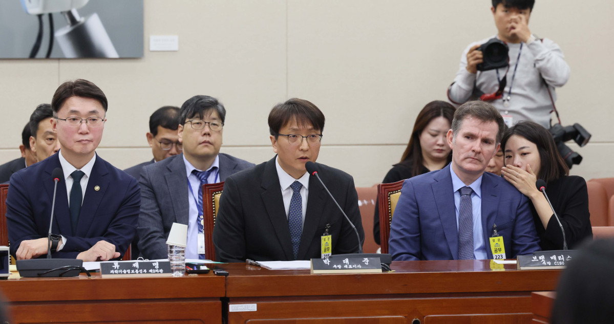 ▲박대준 쿠팡 대표이사가 2일 서울 여의도 국회에서 열린 과학기술정보방송통신위원회의 쿠팡 고객 개인정보 유출 사태 관련 긴급 현안질의에 출석해 의원 질의에 답하고 있다. 신태현 기자 holjjak@