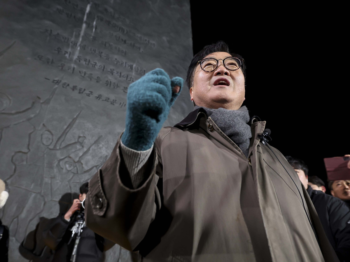 ▲우원식 국회의장이 3일 오후 서울 여의도 국회에서 열린 '그 날 12.3 다크투어' 중 독립기억광장에서 발언하고 있다. 신태현 기자 holjjak@