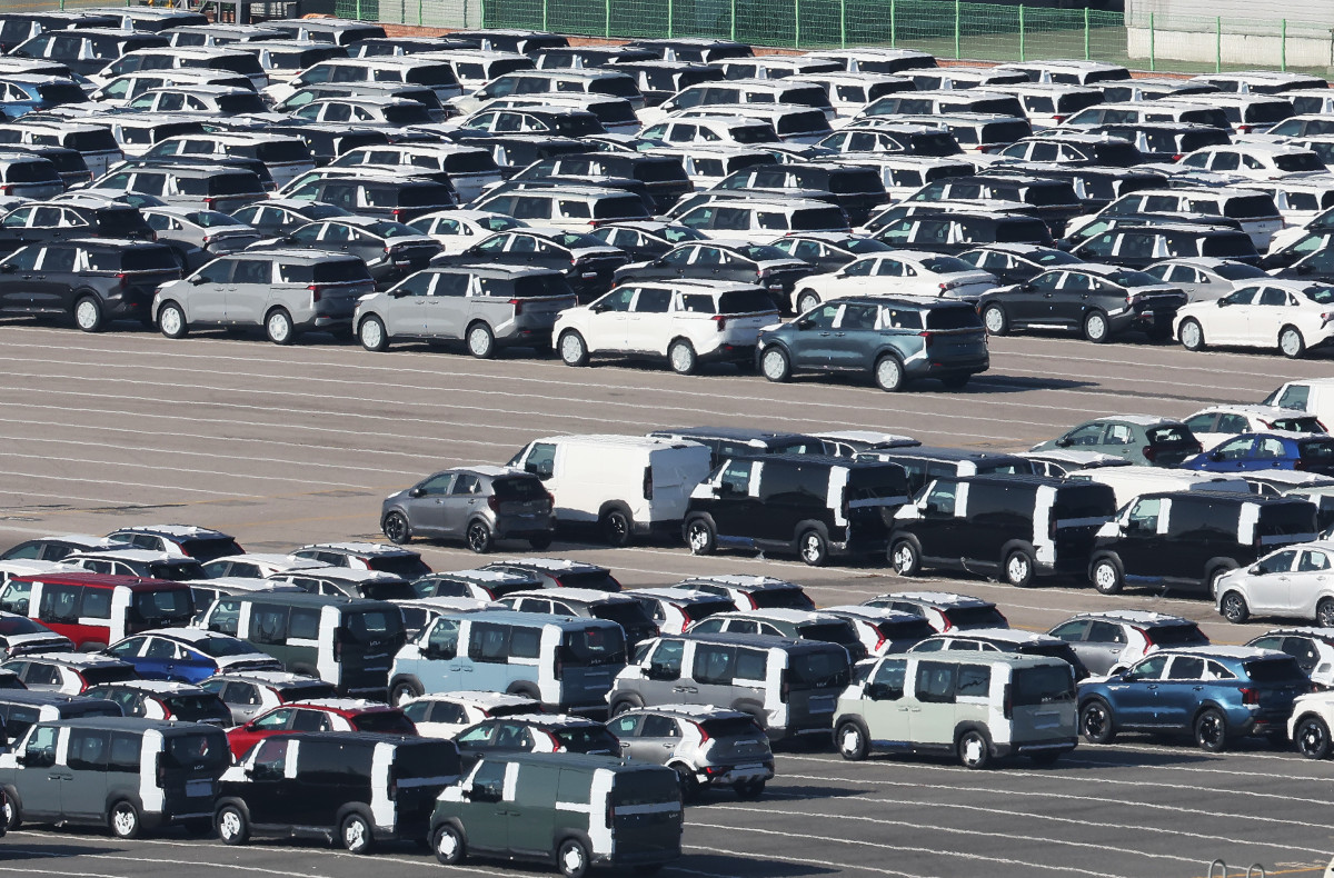 ▲경기도 평택항에 수출용 자동차가 세워져 있는 모습.  (연합뉴스)