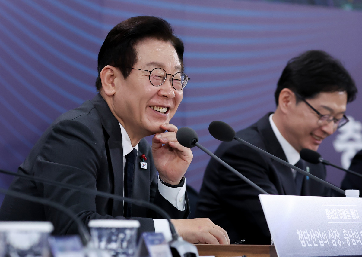 ▲이재명 대통령이 5일 충남 천안시 한국기술교육대학교에서 열린 '충남의 마음을 듣다' 타운홀미팅에서 마무리 발언하고 있다. (대통령실통신사진기자단) 2025.12.05.  (뉴시스)