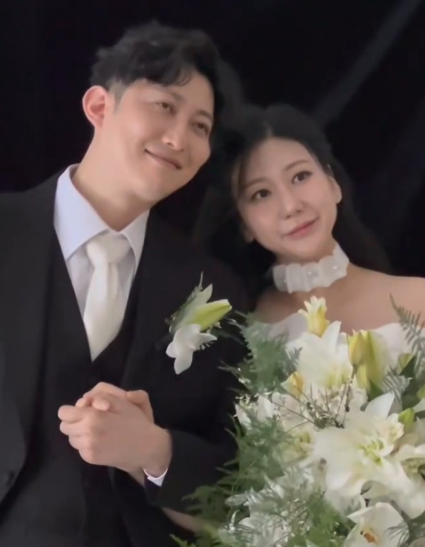 ▲'나는 솔로' 28기 상철, 정숙 부부. (출처=28기 정숙SNS)