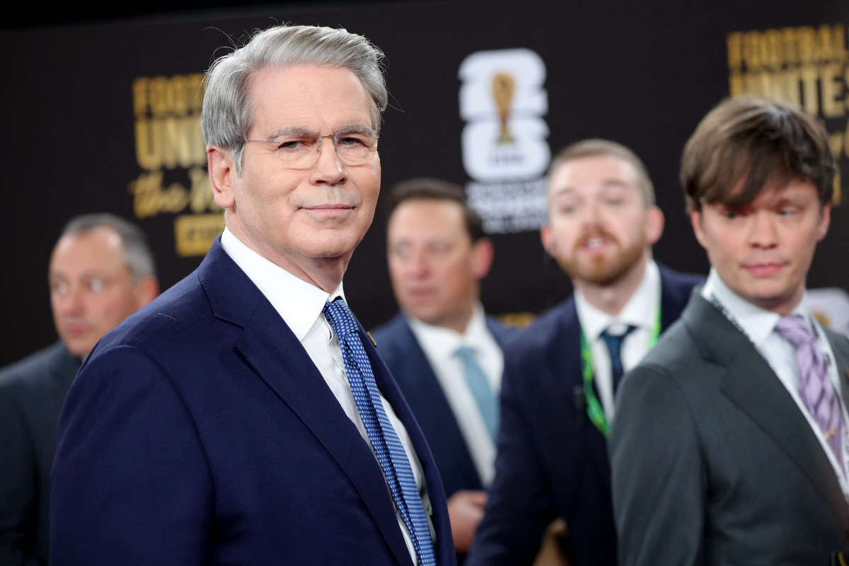 ▲스콧 베선트 미국 재무장관이 5일(현지시간) FIFA 월드컵 조 추첨식에 참석하고 있다. 워싱턴D.C./AFP연합뉴스