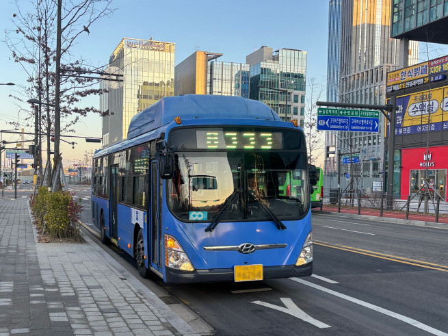 ▲강동구 출근길 '8333번 버스' 모습. (사진제공=강동구)