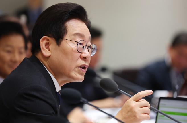 ▲이재명 대통령이 9일 서울 용산 대통령실에서 열린 국무회의에서 발언하고 있다.   (연합뉴스)