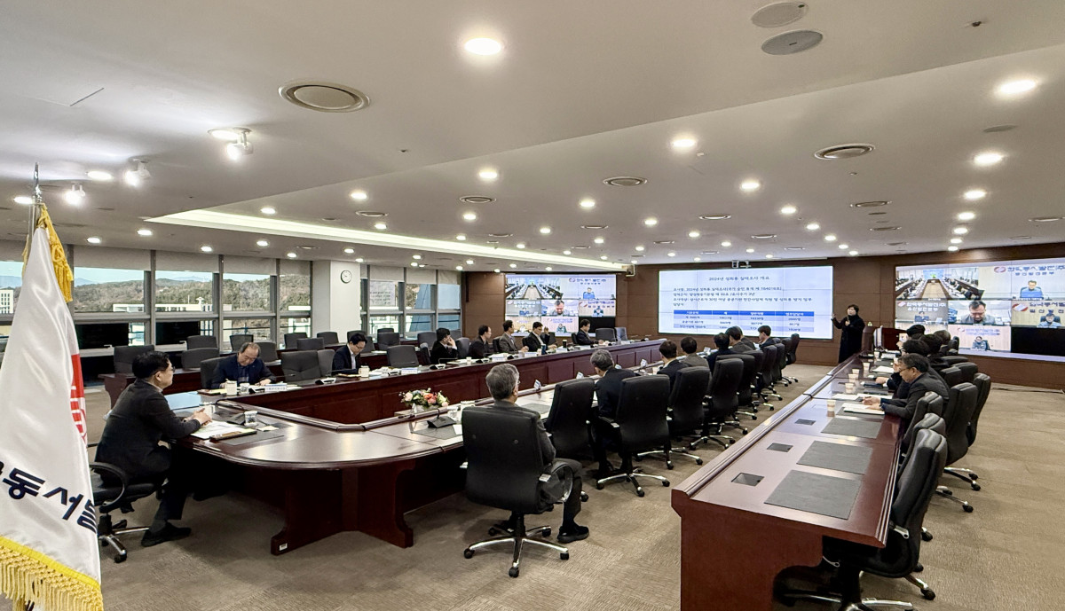 ▲한국동서발전은 9일 울산 본사에서 임원 및 1직급 이상 고위 간부들을 대상으로 ‘성희롱·성폭력 예방교육’을 실시했다. (사진제공=한국동서발전)