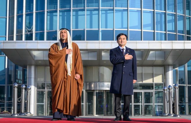 ▲안규백 국방부 장관은 서울 용산구 국방부 청사에서 무하메드 무바락 알 마즈루이 UAE 국방특임장관과 제11차 한-UAE 공동고위군사위원회(JHMC)를 개최했다. (국방부)