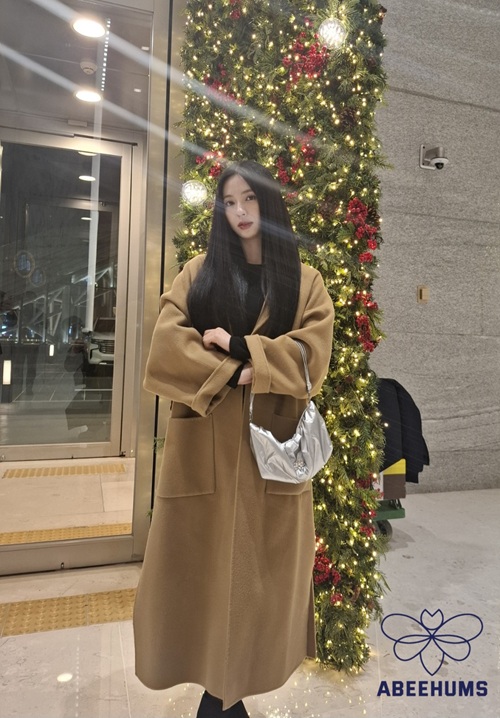 디셈버, 어비험즈 엠버서더로 걸그룹 체리블렛 '허지원' 발탁 - 뉴스 썸네일 이미지