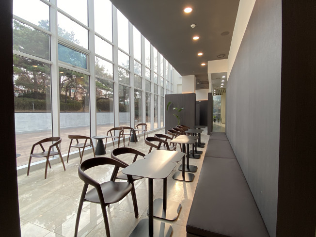 ▲강서구, '카페 겸' 내부 모습. (사진제공=강서구)