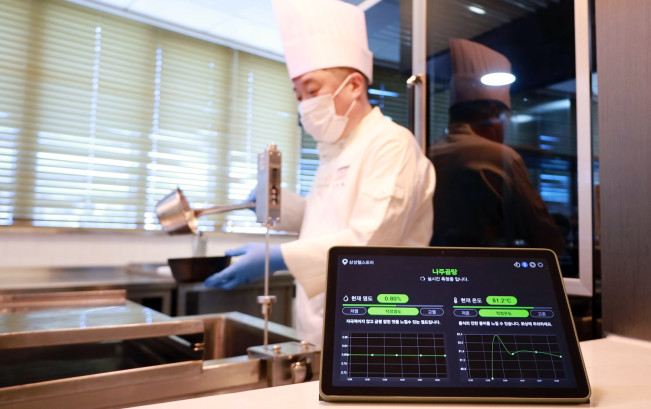 ▲삼성웰스토리 실시간 자동염도계. (사진제공=삼성웰스토리)