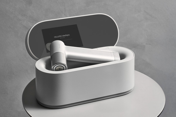 ▲뷰티 디바이스 ‘메디스파 올인원' . (사진제공=세라젬 )