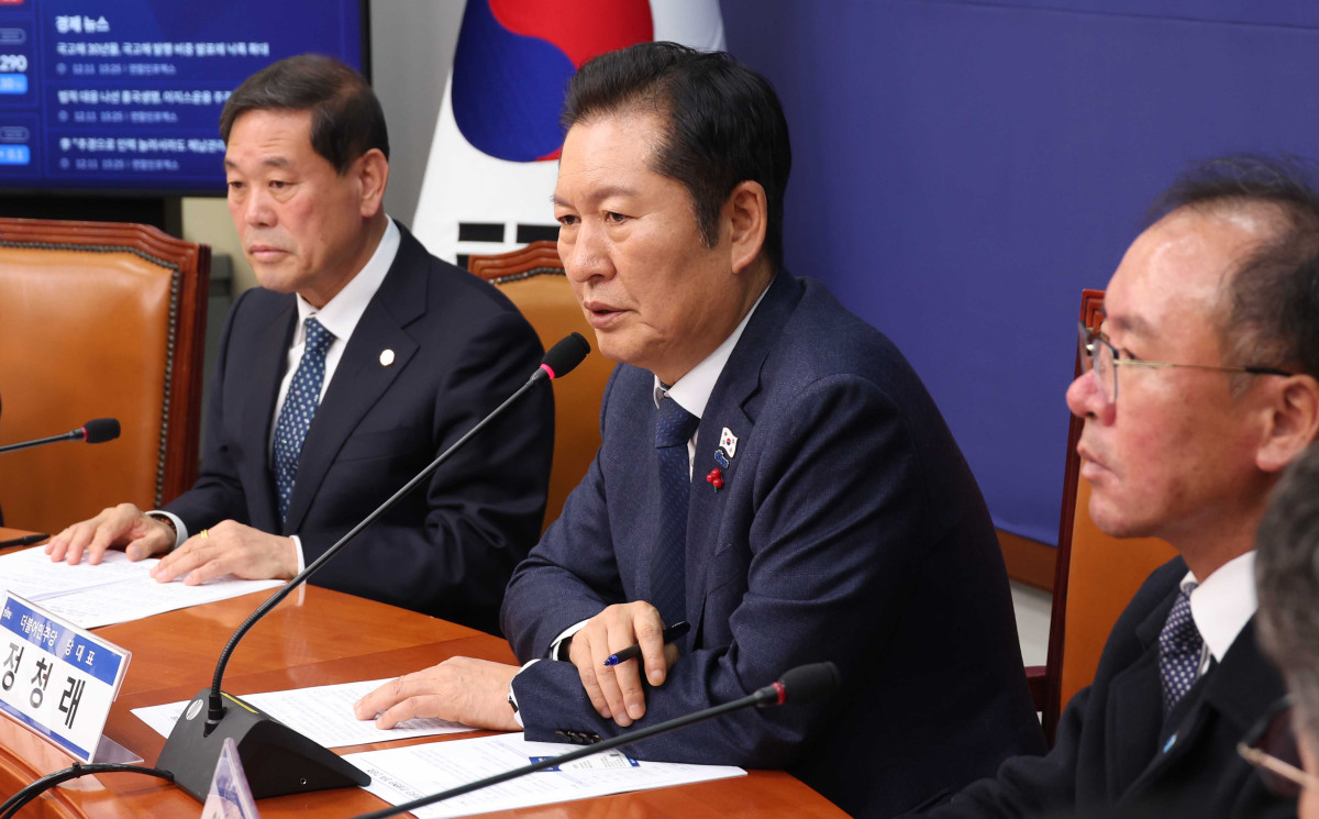 ▲정청래 더불어민주당 대표가 11일 오후 서울 여의도 국회에서 열린 소상공인 민생현안 청취 간담회에서 발언을 하고 있다. (사진=뉴시스)