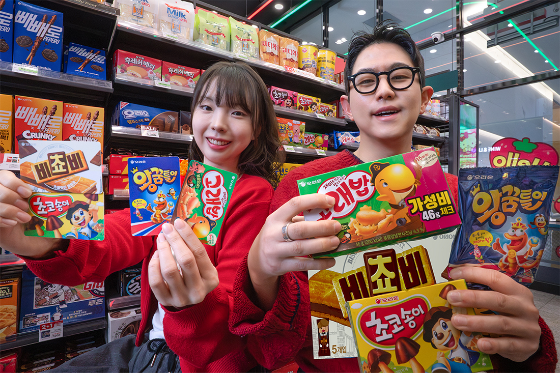 ▲세븐일레븐은 3월 롯데웰푸드와 손잡고 선보인 까까맛 교통카드(1탄)의 흥행에이어 18일 오리온과 손잡고 까까맛 교통카드(2탄)를 출시한다. (사진제공=코리아세븐)