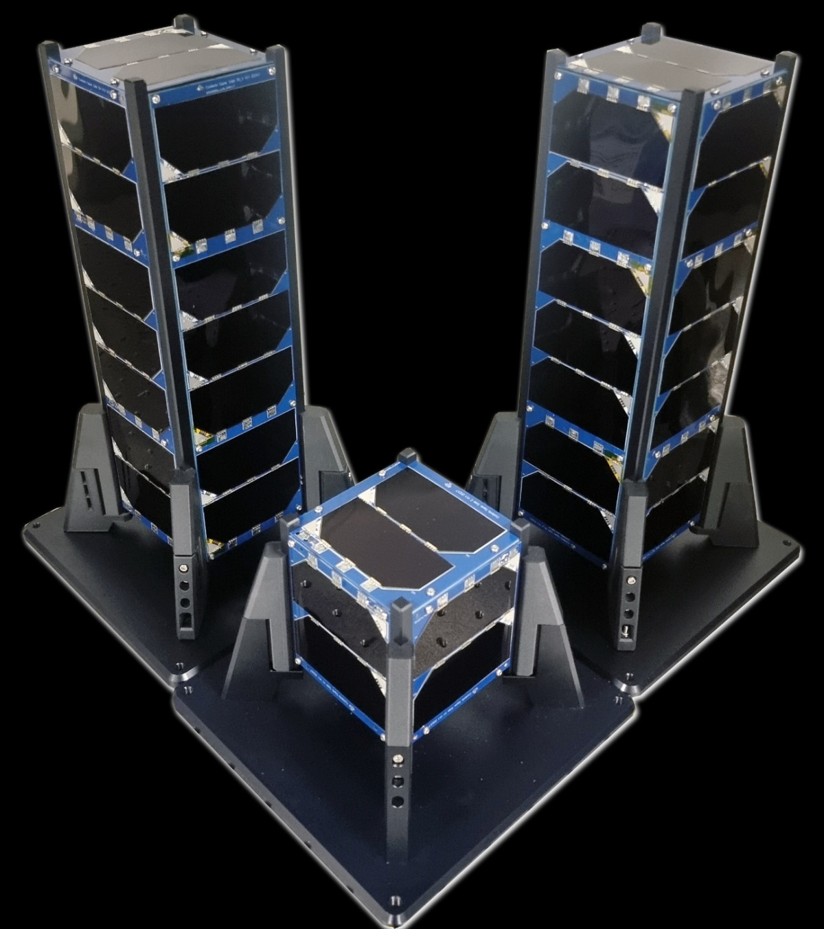 ▲국민대 개발 초소형 위성 'KMU ET 02' (국민대)