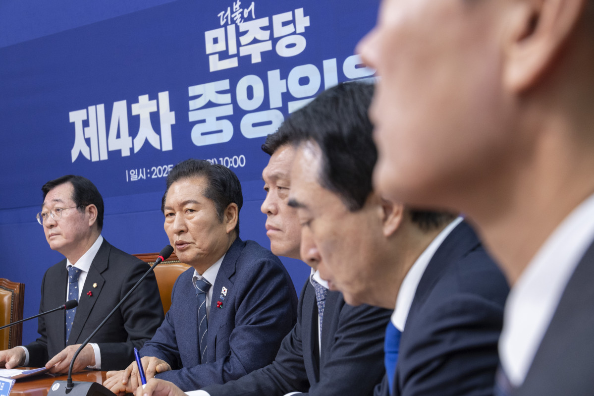 ▲정청래 더불어민주당 대표가 15일 국회에서 열린 제4차 중앙위원회에서 발언하고 있다. (연합뉴스)