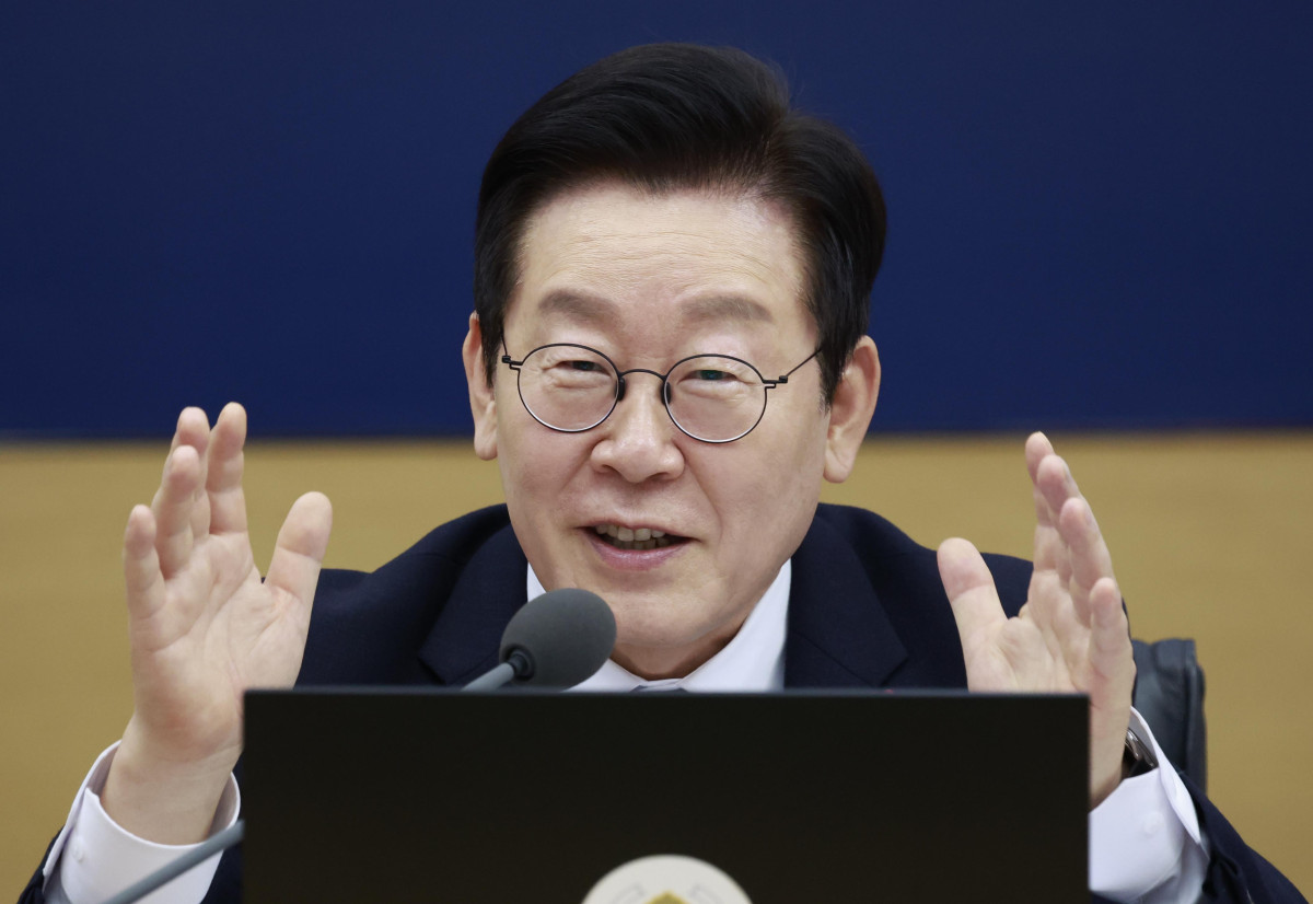 ▲이재명 대통령이 16일 세종시 정부세종청사에서 열린 국무회의에서 발언하고 있다. 2025.12.16. (뉴시스)