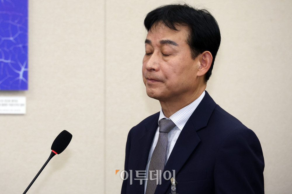 ▲민병기 쿠팡 대외협력 총괄 부사장이 17일 서울 여의도 국회 과학기술정보방송통신위원회 전체회의에서 열린 쿠팡 침해사고 관련 청문회에서 의원 질의에 답하고 있다. 고이란 기자 photoeran@