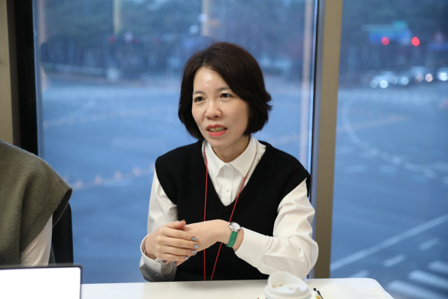 ▲조아라 창고43 운영팀장이 16일 창고43 잠실점에서 이투데이와 인터뷰를 진행하고 있다. (사진제공=창고43)