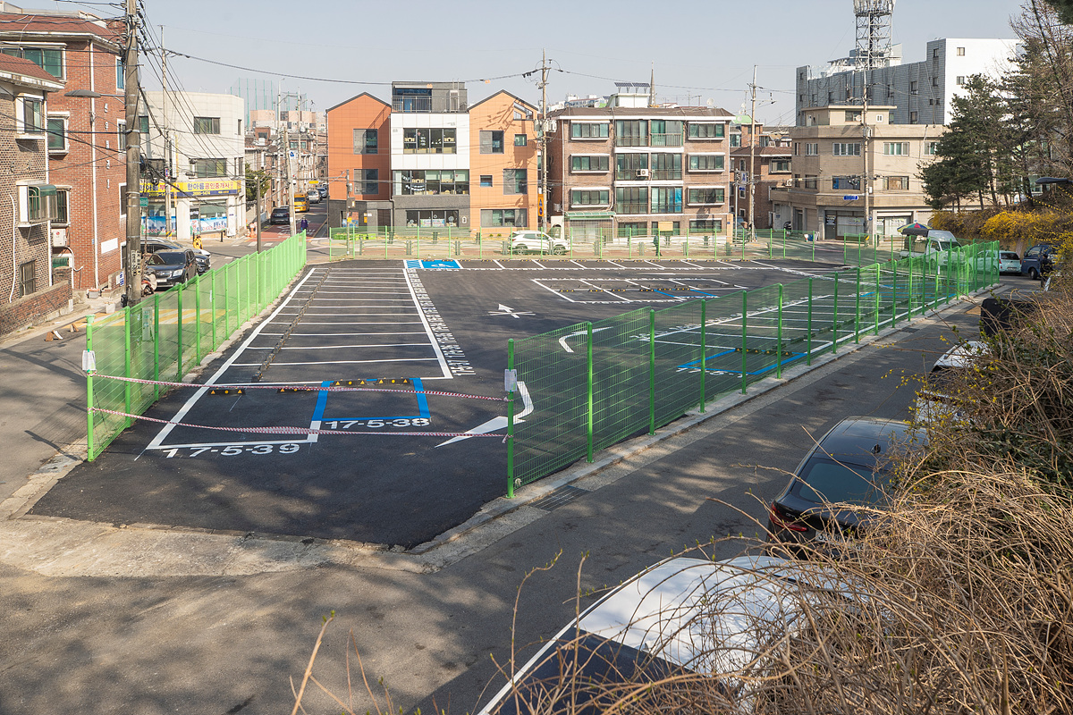 ▲신월7동 자투리땅 주차장 조성 전경 (양천구청)