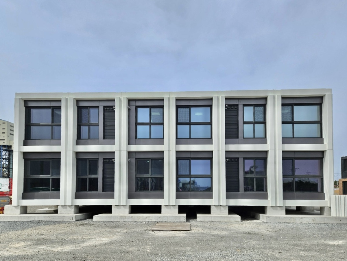 ▲의왕초평 A-4BL 모듈러주택 견본주택 전경. (사진제공=한국토지주택공사)