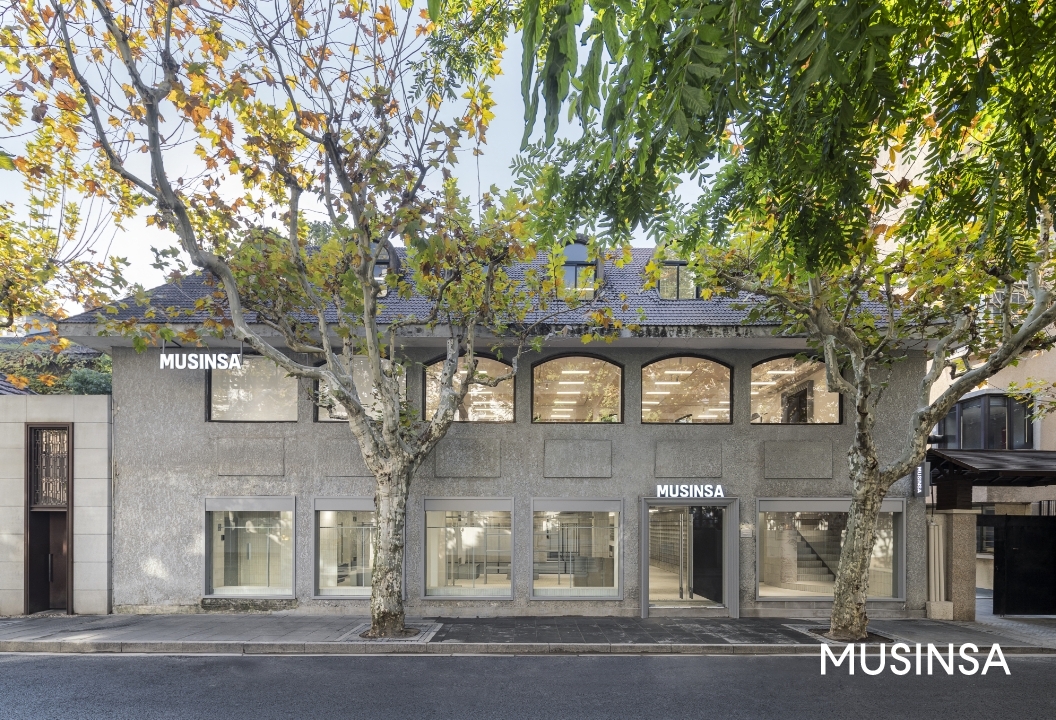 ▲무신사의 첫 해외 편집숍 '무신사 스토어 상하이 안푸루' 전경 (사진제공=무신사)