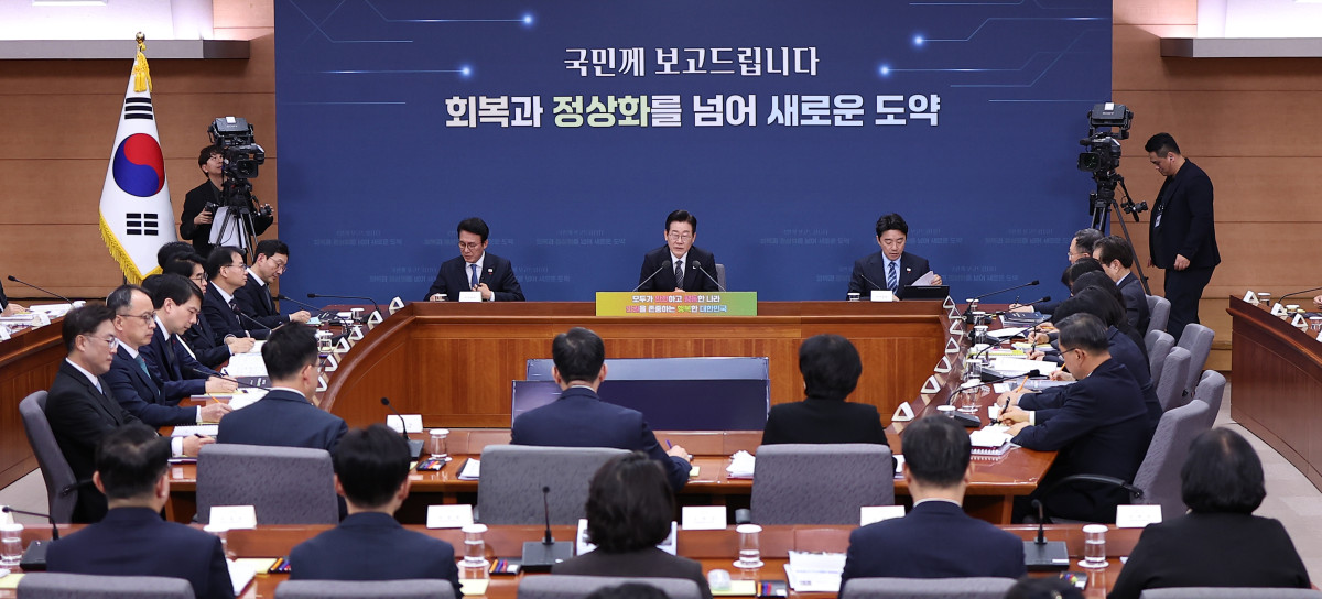 ▲이재명 대통령이 19일 정부서울청사 별관에서 열린 법무부(대검찰청)·성평등가족부 업무보고에서 발언하고 있다. (연합뉴스)