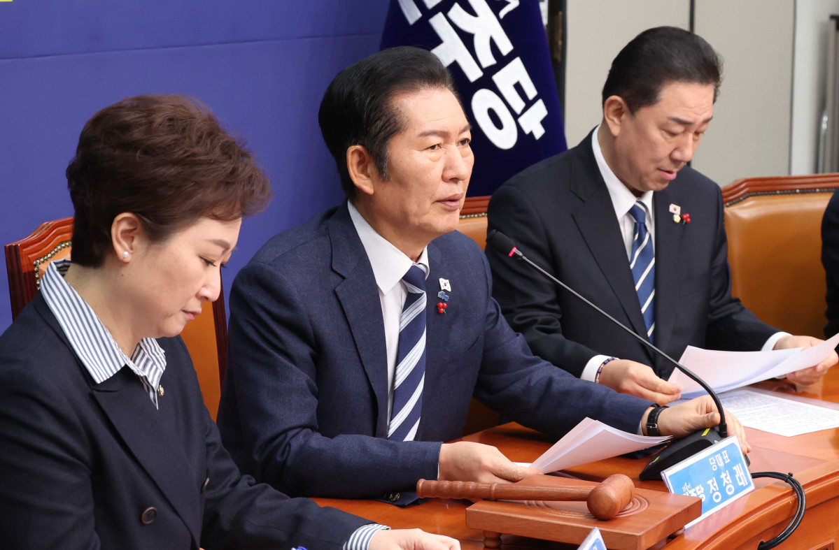 ▲정청래 더불어민주당 대표가 22일 오전 서울 여의도 국회에서 열린 최고위원회의에서 발언을 하고 있다. (사진=뉴시스)