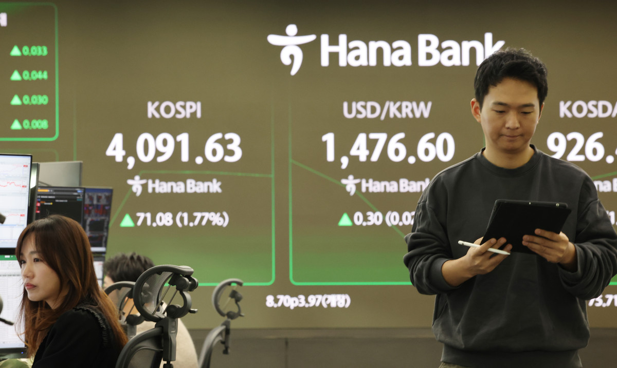 코스피 4100선 회복…외국인ㆍ기관 2.7조 베팅 '산타랠리' 기대감↑