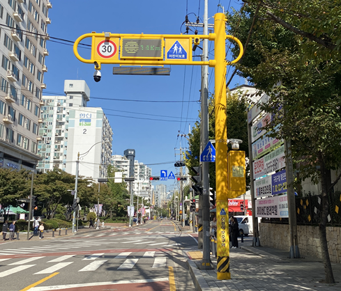 ▲서울 구로구 소재 스마트폴 모습. (사진제공=서울시)