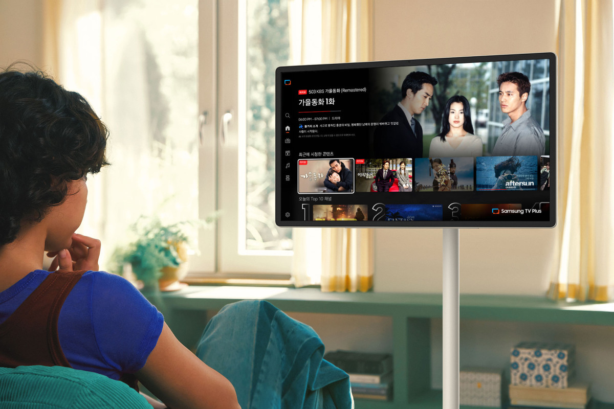 ▲삼성TV 플러스의 '올인원(All-in-One) AI 통합 채널'을 통해 2000년대 과거 인기 드라마를 초고화질로 볼 수 있다. (사진제공-삼성전자)