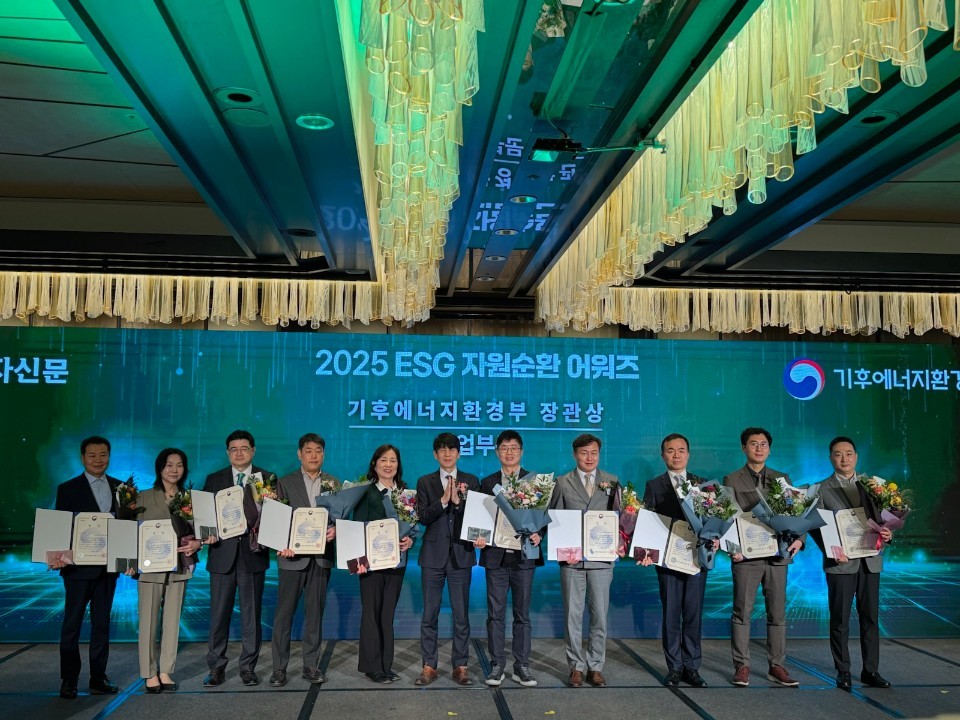 ▲KAI가 ‘2025 ESG 자원순환 어워즈’에서 기후에너지환경부 장관상을 수상했다. (사진제공=한국항공우주(KAI))