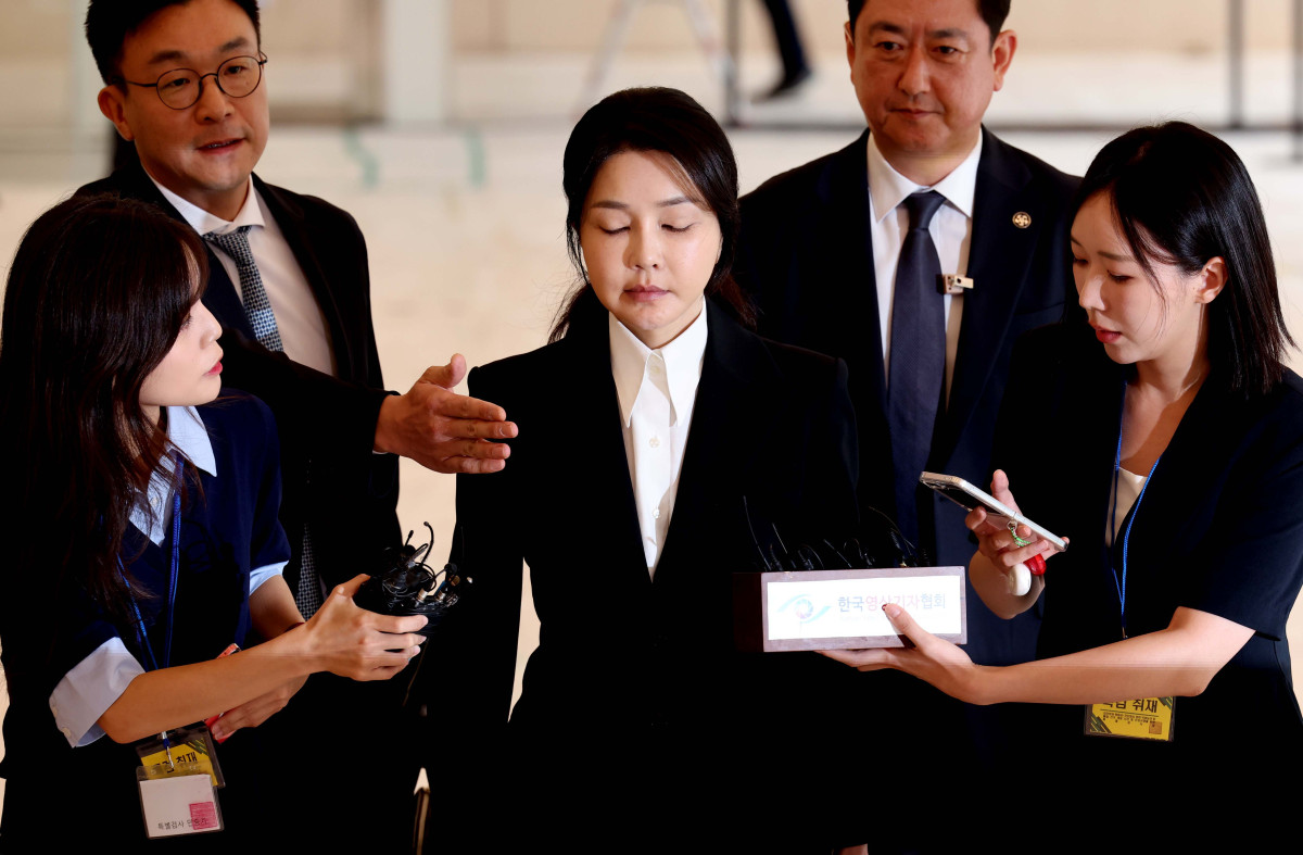 ▲김건희, 특검 출석 (연합뉴스)