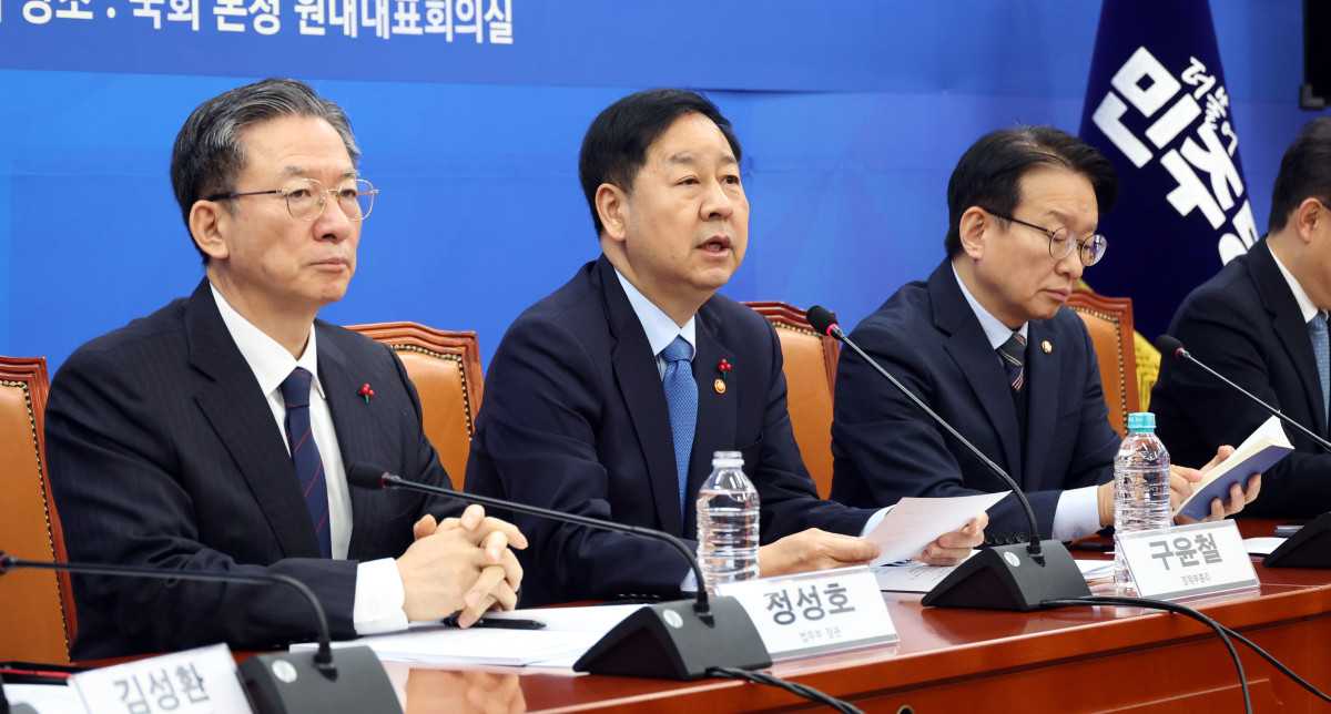 ▲구윤철 기획재정부 장관 겸 경제부총리가 30일 서울 여의도 국회에서 열린 '경제형벌 민사책임 합리화 제2차 당정협의'에서 발언을 하고 있다. 2025.12.30.  (뉴시스)