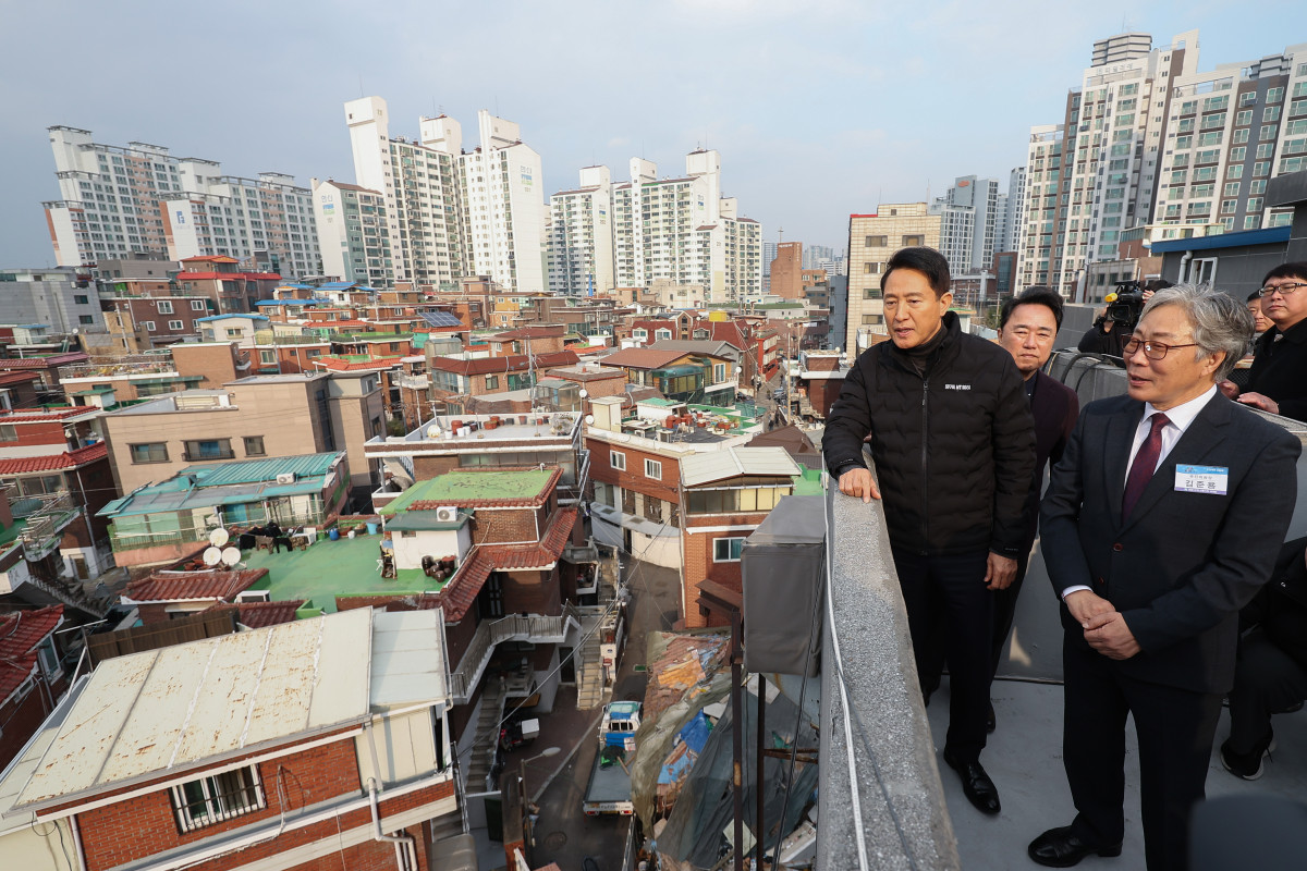 ▲대림1구역 재개발 현장 찾은 오세훈 서울시장 (연합뉴스)