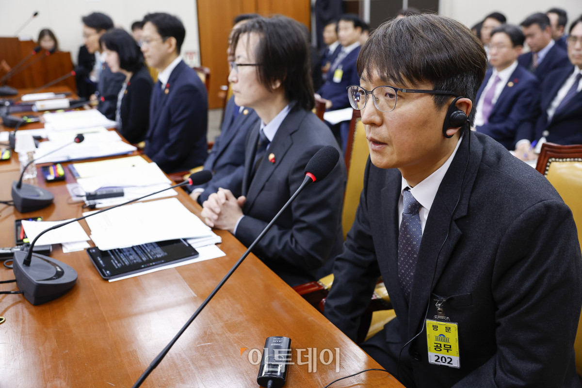 ▲박대준 전 쿠팡 대표이사가 30일 서울 여의도 국회에서 열린 쿠팡 침해사고 및 개인정보 유출, 불공정 거래, 노동환경 실태 파악과 재발방지 대책 마련을 위한 연석 청문회에서 의원 질의에 답변하고 있다. 조현호 기자 hyunho@