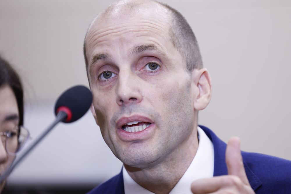 ▲해롤드 로저스 쿠팡 대표이사가 30일 서울 여의도 국회에서 열린 쿠팡 침해사고 및 개인정보 유출, 불공정 거래, 노동환경 실태 파악과 재발방지 대책 마련을 위한 연석 청문회에 출석해 의원 질의에 답변하고 있다. 조현호 기자 hyunho@ (이투데이DB)