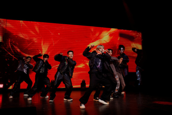 ▲휘브 (사진 = 씨제스 스튜디오 제공)