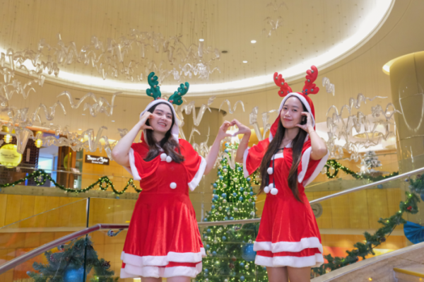 ▲쉐라톤 나트랑 호텔 & 스파 '2025 페스티브 시즌 '(사진제공=쉐라톤 나트랑 호텔 & 스파)