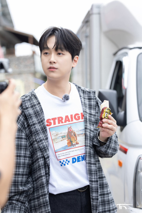 ▲이찬원 괴산 여행 비하인드컷(사진제공=티엔엔터테인먼트)