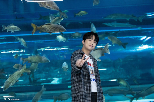 ▲이찬원 괴산 여행 비하인드컷(사진제공=티엔엔터테인먼트)